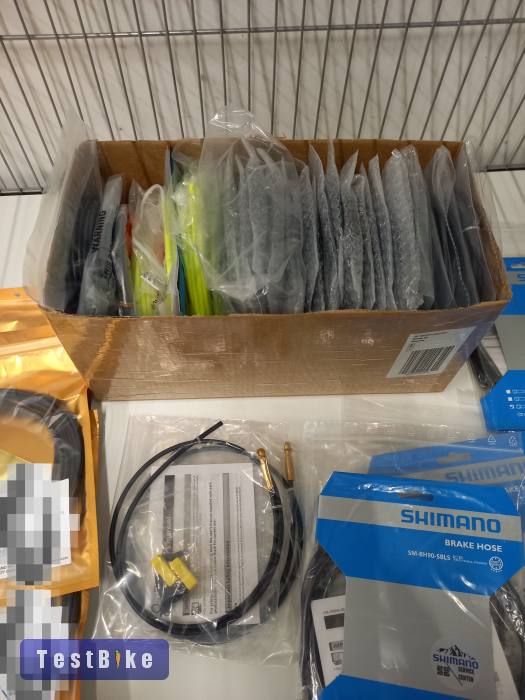Új hidraulikus fékcsövek, fittingek, stb.