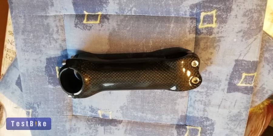 Új karbon kormányszár, stucni (3k carbon). 130mm.