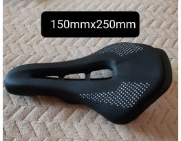 Új kerékpár nyereg, shortfit, kényelmes párnázatú, 150x250mm