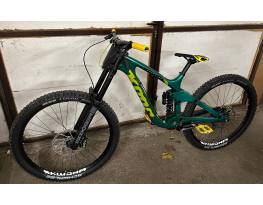 Új Kona Operator CR 29” DH kerékpár