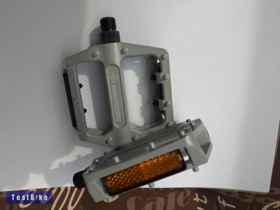 Új Kong ming Car kerékpár pedál. fekete és szűrke színben 