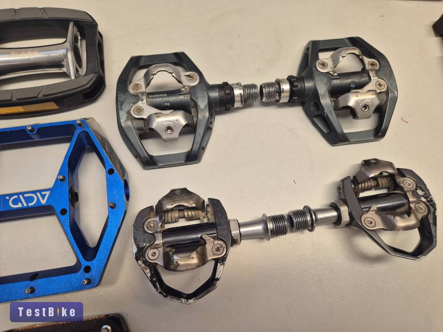 Új Ktm, Acid, Alu, Shimano Spd-Taposó pedál.  