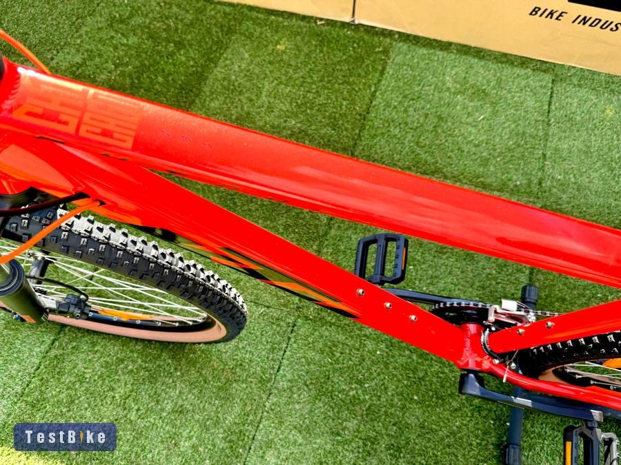 Új KTM Chicago 29" Akció ritka XXL-vázméretben!