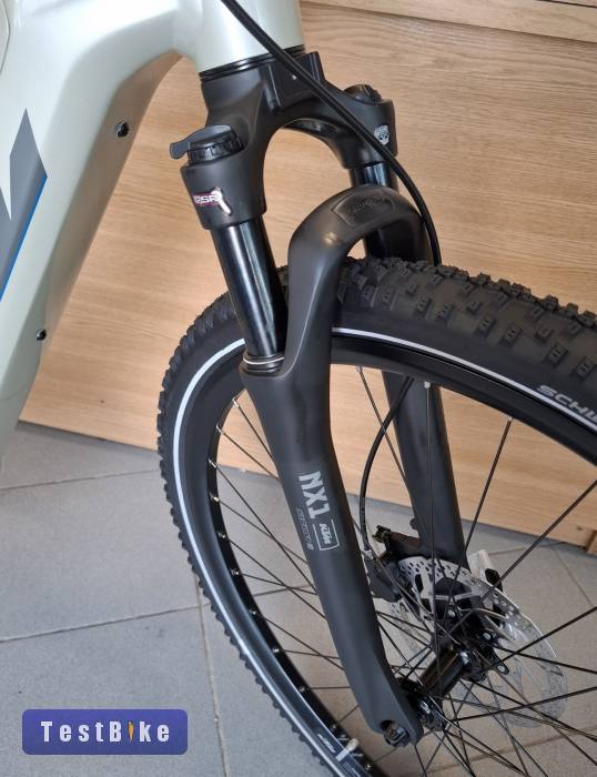 Új KTM Macina Cross 720 51cm ezüst