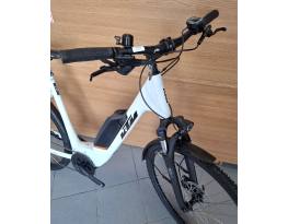 Új KTM MACINA CROSS STREET P510 56cm