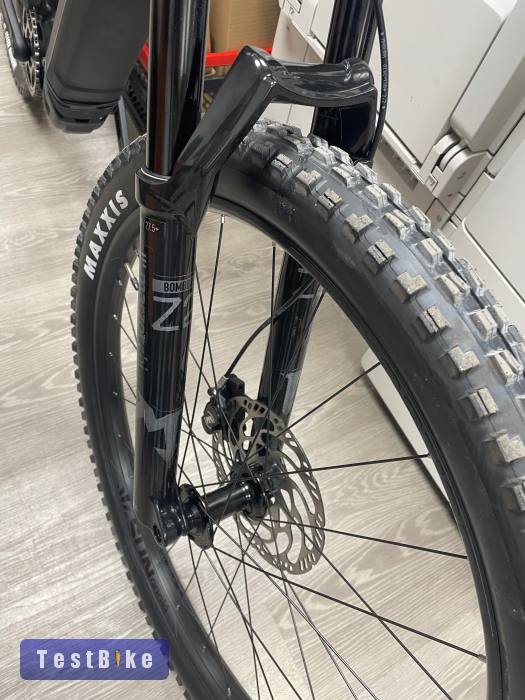 Új Marzocchi Bomber Z2, 150mm, E-Tune