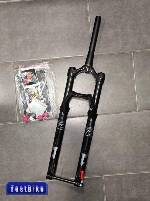 Új Marzocchi Bomber Z2 (FOX) teleszkóp eladó 140mm