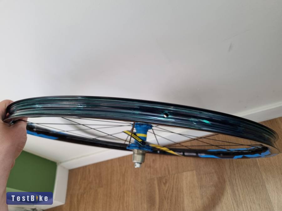 Új Mavic XA Elite 27.5 disc 135x12 eladó                    