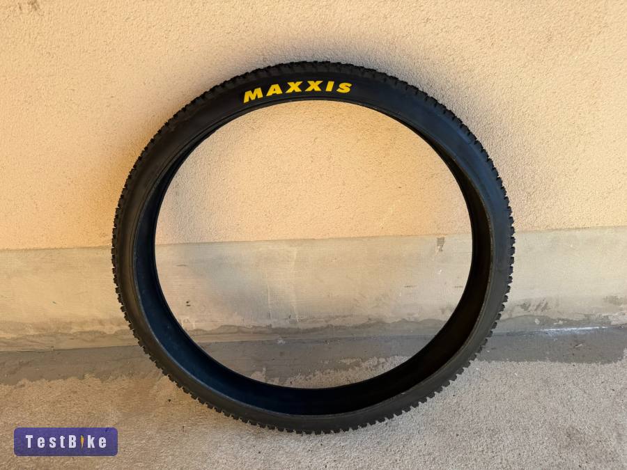 Új Maxxis 29x2,4 gumik
