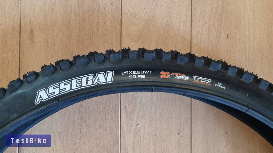 Új Maxxis Assegai 29 x 2.5 + DHR II 29 x 2.4