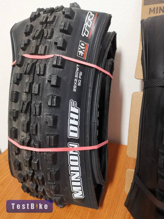 Új Maxxis Minion DHF 29-s külső 
