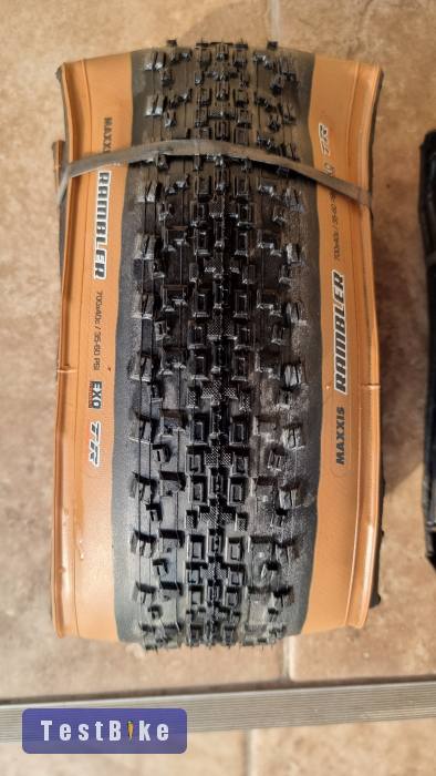 Új Maxxis Rambler 700x40C EXO trekking külső gumi