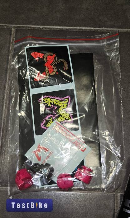 Új Mazzocchi Bomber Z2 teleszkóp