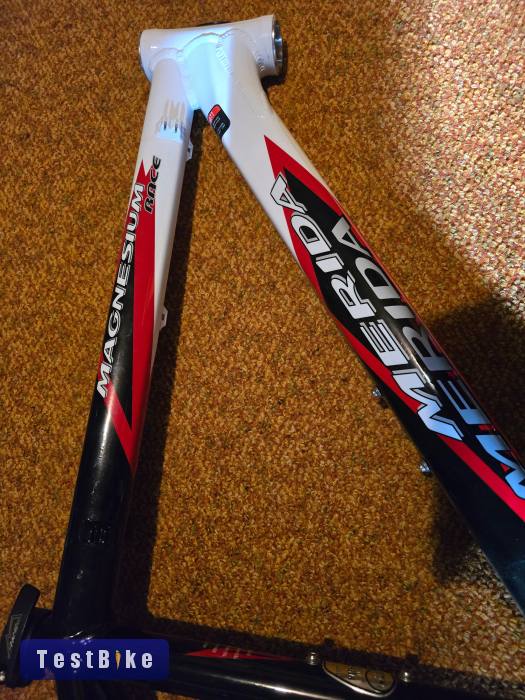 Új Merida Magnesium váz 18" váz, 26" (posta az árban) 