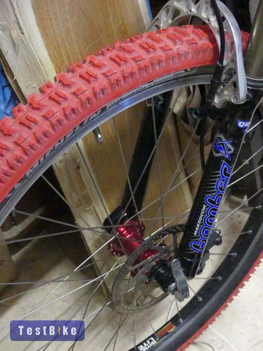 Új Michelin 26x2.5 retro klasszik DH gumik!