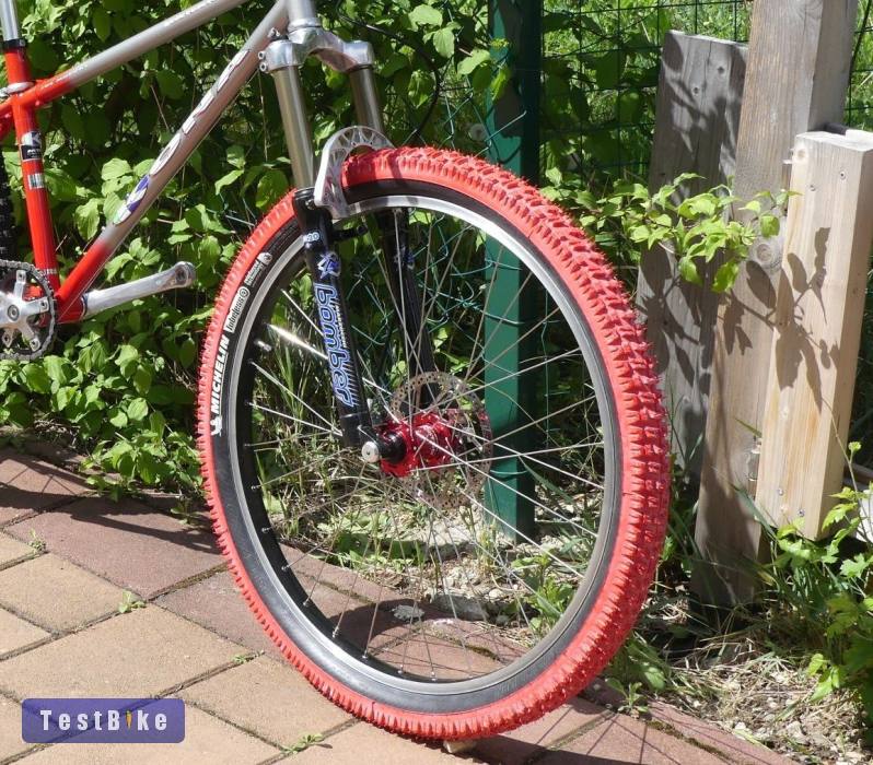 Új Michelin 26x2.5 retro klasszik DH gumik!
