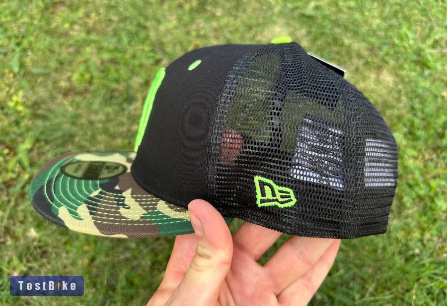Új Monster Energy camo/fekete hálós sapka, snapback, cap