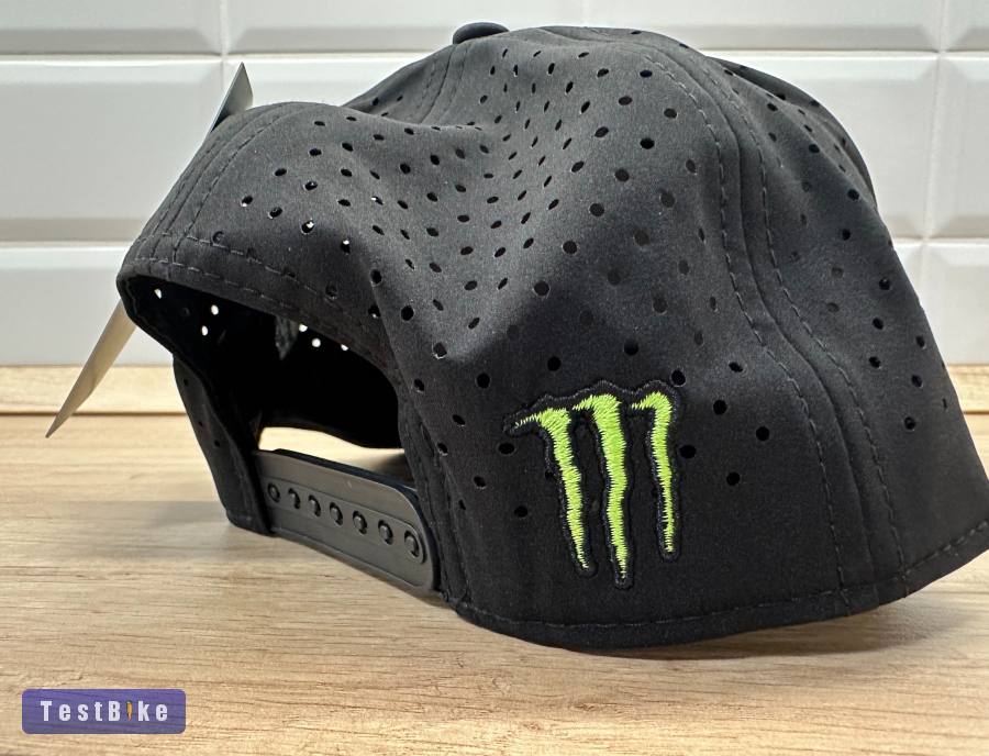 Új Monster Energy fekete/fehér hálós sapka, snapback