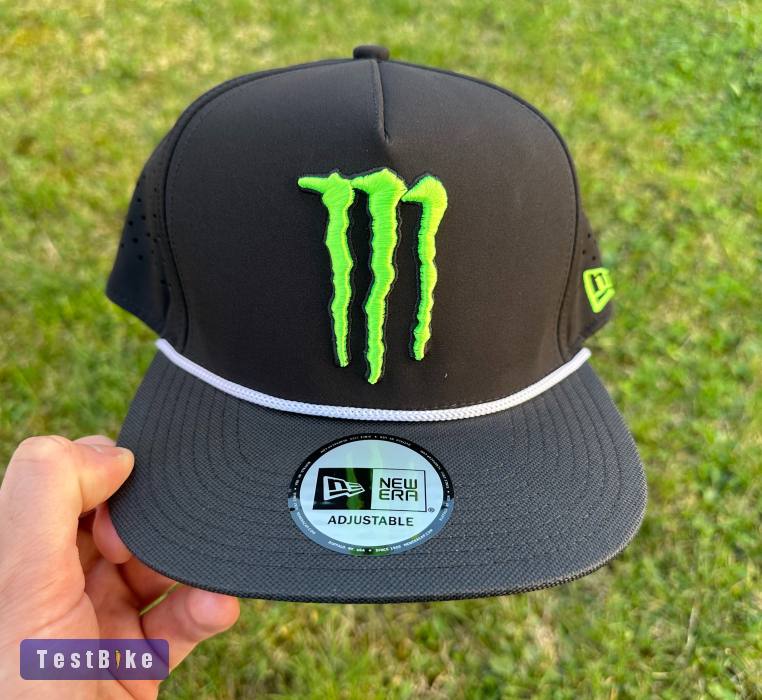 Új Monster Energy fekete/fehér rope hálós sapka, snapback