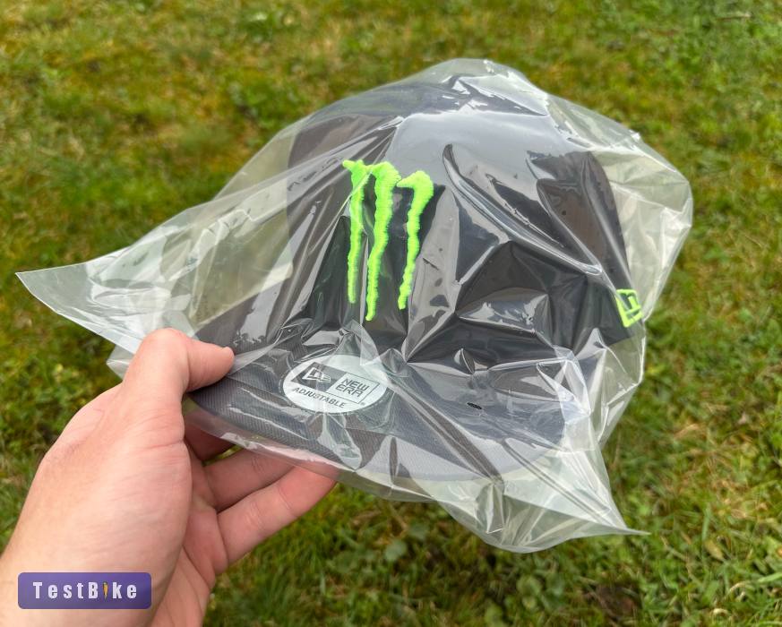 Új Monster Energy fekete hálós sapka, snapback