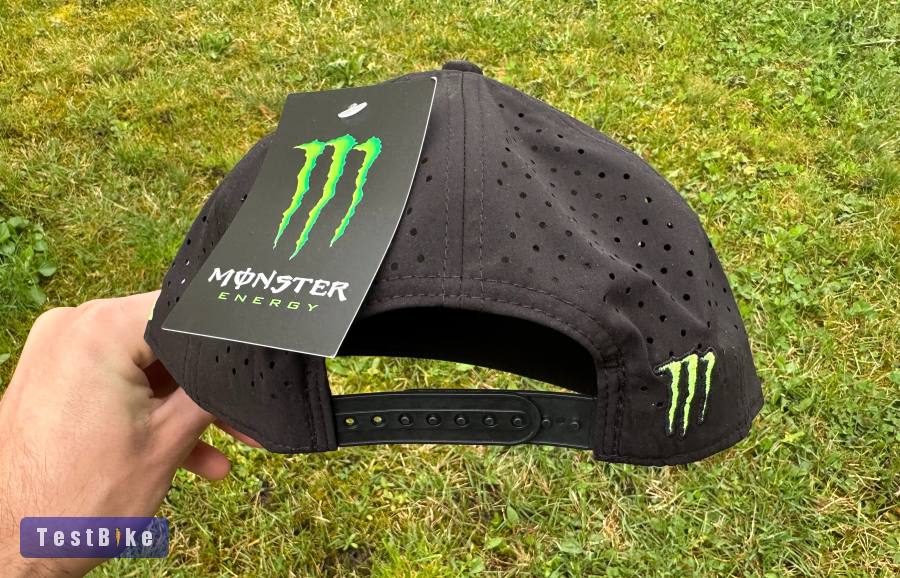 Új Monster Energy fekete perforált, mesh sapka, snapback