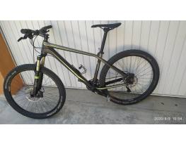 Új nem cube karbon 27,5 univega MTB. Fox teló. Shimano Xt 
