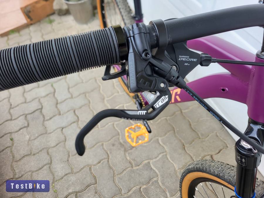 Új Neuzer Jumbo Pro