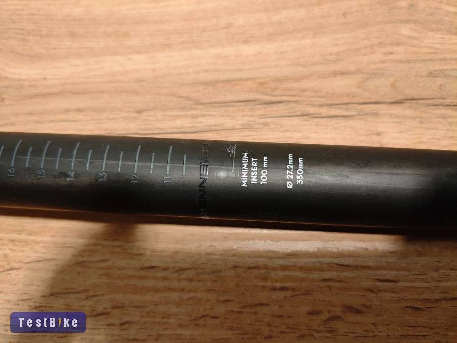 Új Newman karbon nyeregcső 