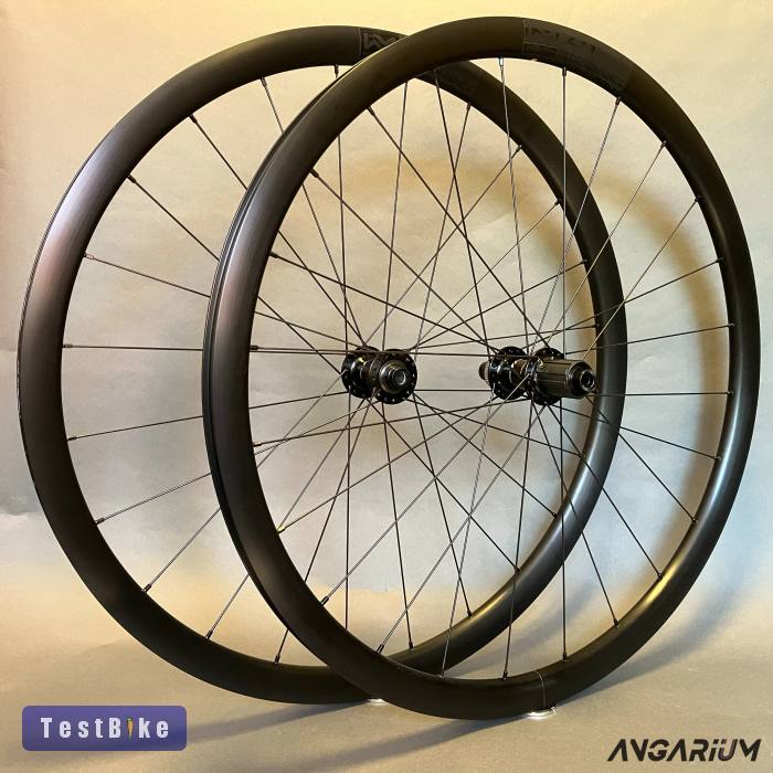 Új Newmen SL R32 - Shimano 105 centerlock kerékszett