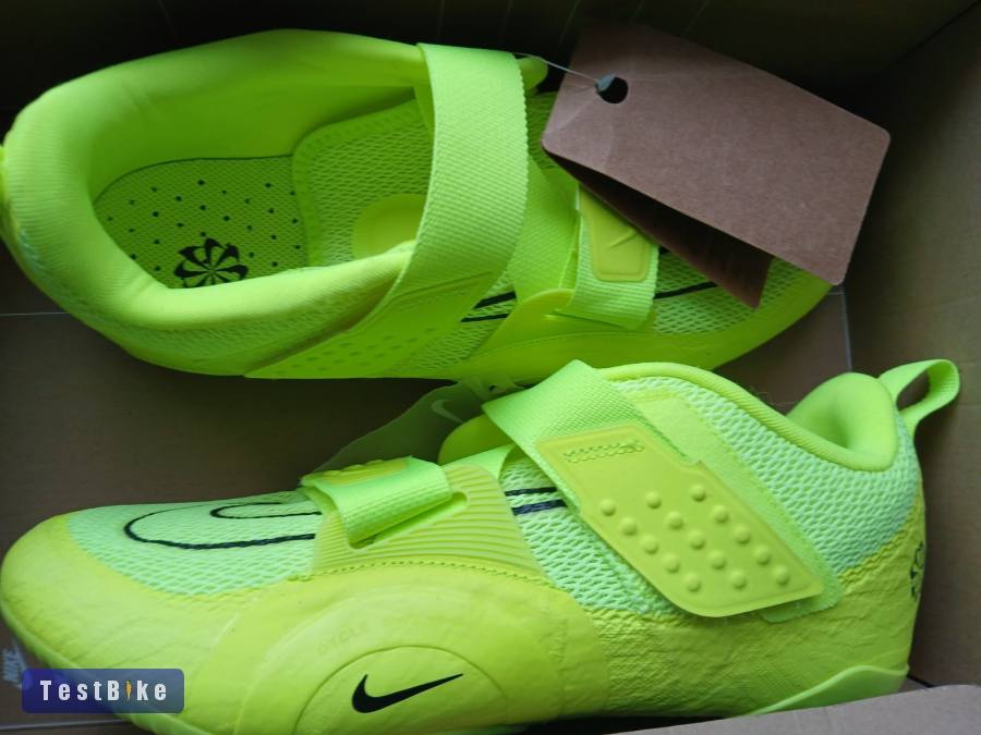 új Nike Superrep 44