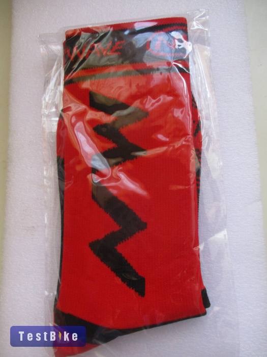 Új NorthnWave kerékpáros zokni