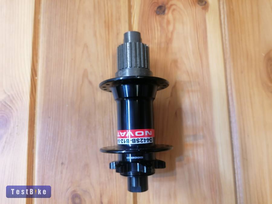 Új novatec tárcsafékes hátsó agy 