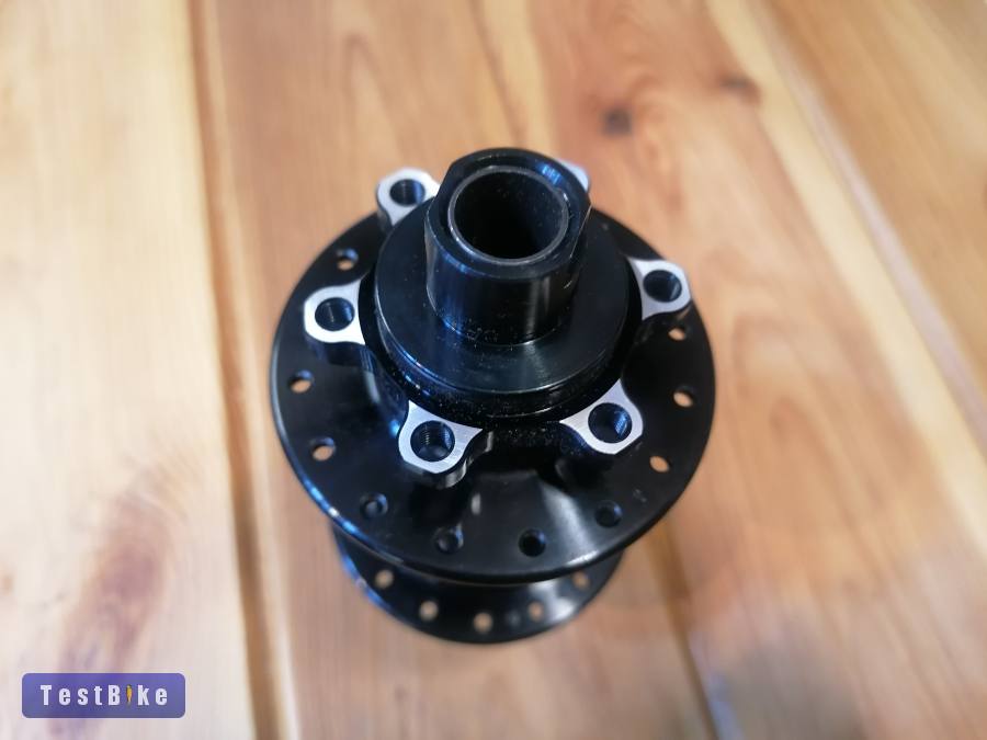 Új novatec tárcsafékes hátsó agy 