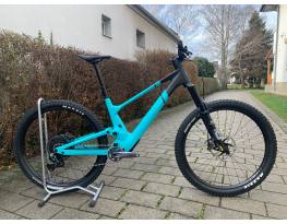 Új null KM-es Scott Genius St 910 Carbon 29" L méret
