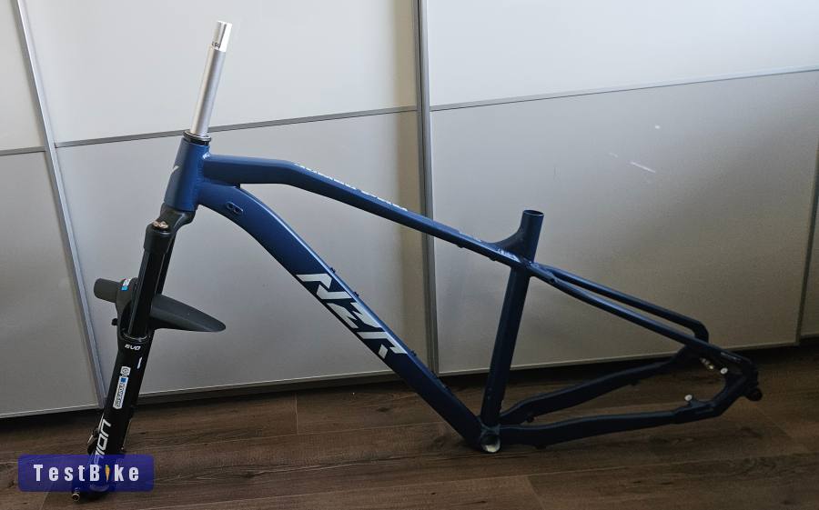 Új NZR Jumbo Pro váz és Új Suntour Aion 29Er 150mm villa