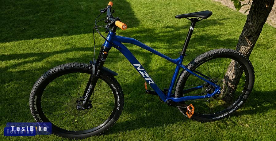 Új NZR Jumbo Pro váz és Új Suntour Aion 29Er 150mm villa