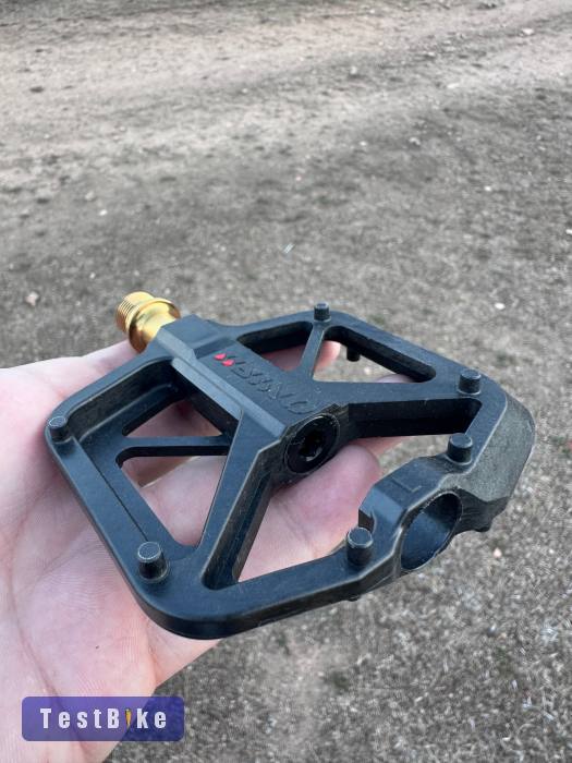 Új Onirii molded carbon pedál titántengellyel mindössze142g!
