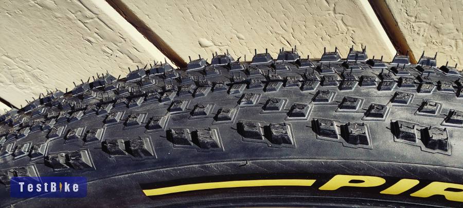 Új Pirelli scorpion xc rc pro wall tlr 29x2.4 mtb gumik 2db