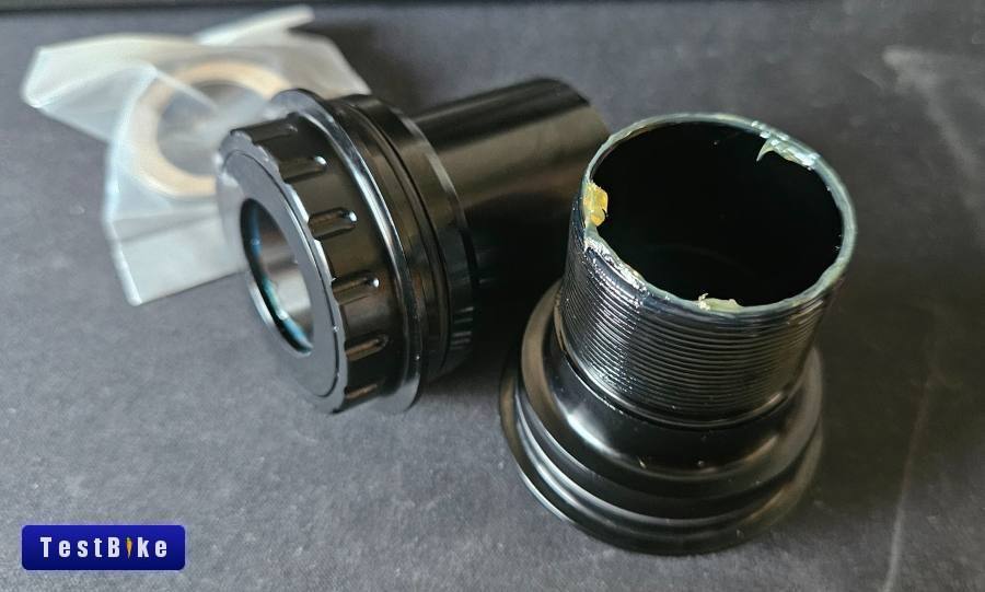 Új Pressfit BB30 > 24mm threadfit középcsapágy eladó