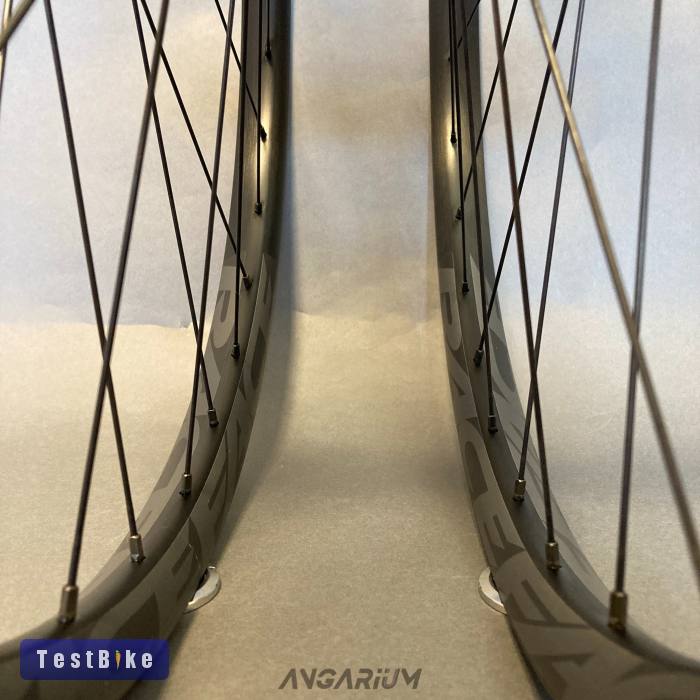 Új RaceFace AR30 + NS Bikes Rotary 29" boost kerékszett