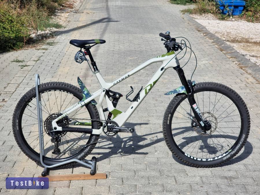 Új Raymon FullRay 9.0 prémium fully trail bike Magura MT 27,5