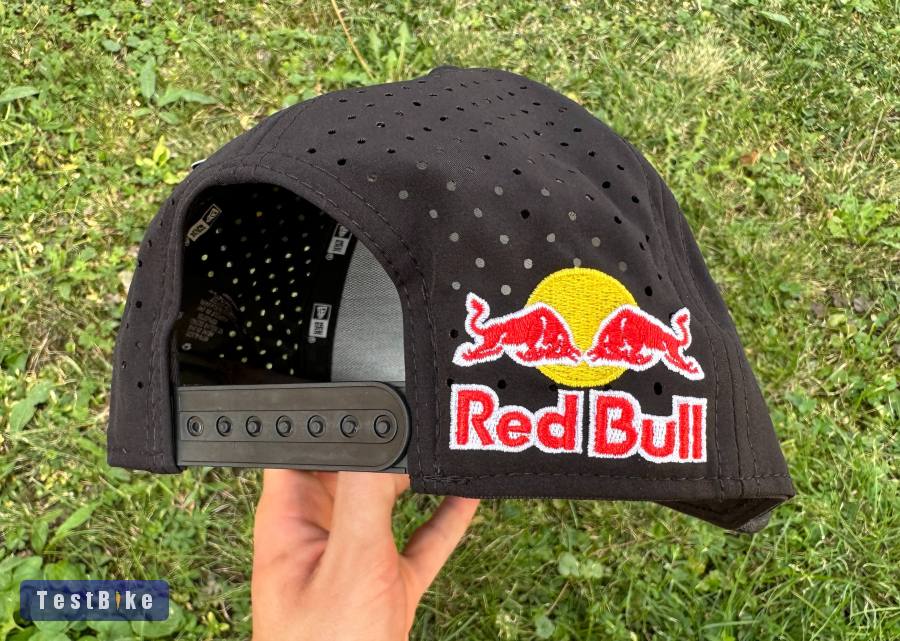 Új Red Bull fekete hálós sapka, snapback, cap
