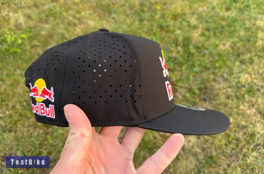 Új Red Bull fekete mesh, hálós baseball sapka