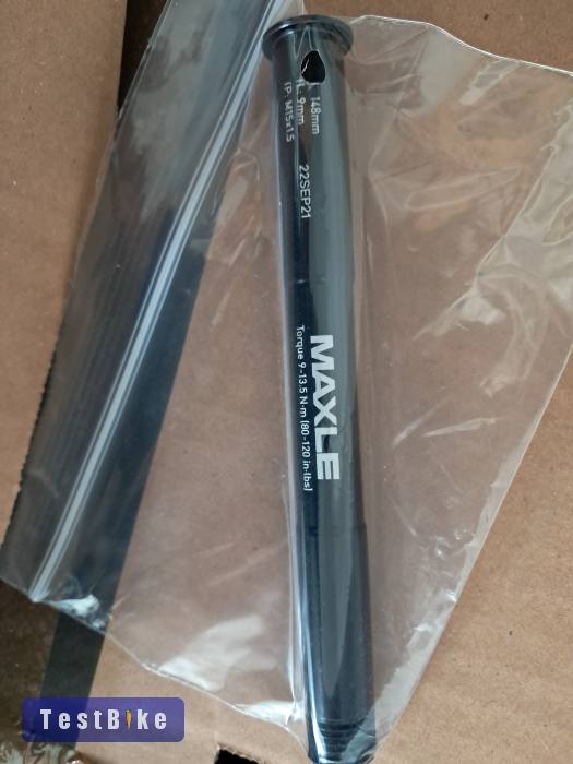új Rock Shox Maxle Stealth első tengely, 15x110 non boost