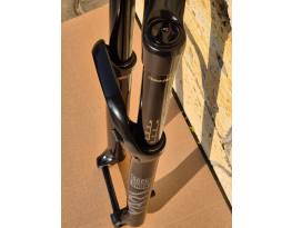 Új Rock Shox Yari 29 / 27,5