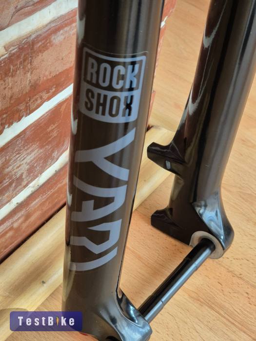 Új Rock Shox Yari 29 