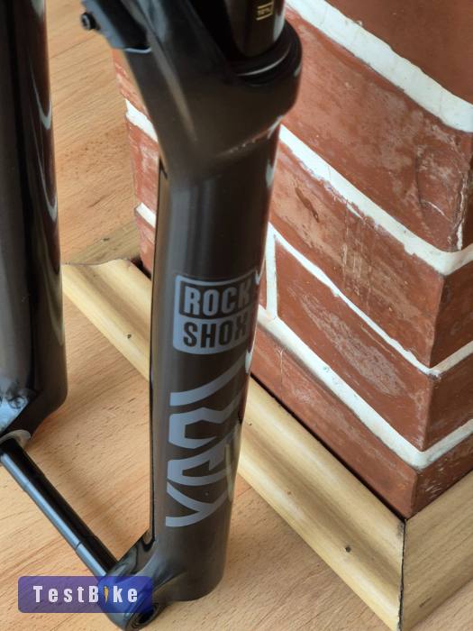 Új Rock Shox Yari 29