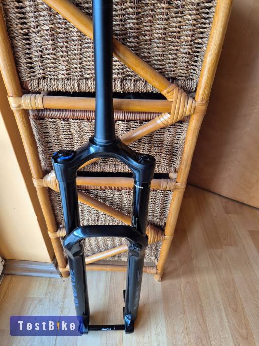 Új rock shox yari 29