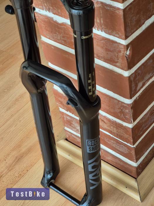 Új Rock Shox Yari 29