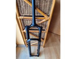 Új rock shox yari 29